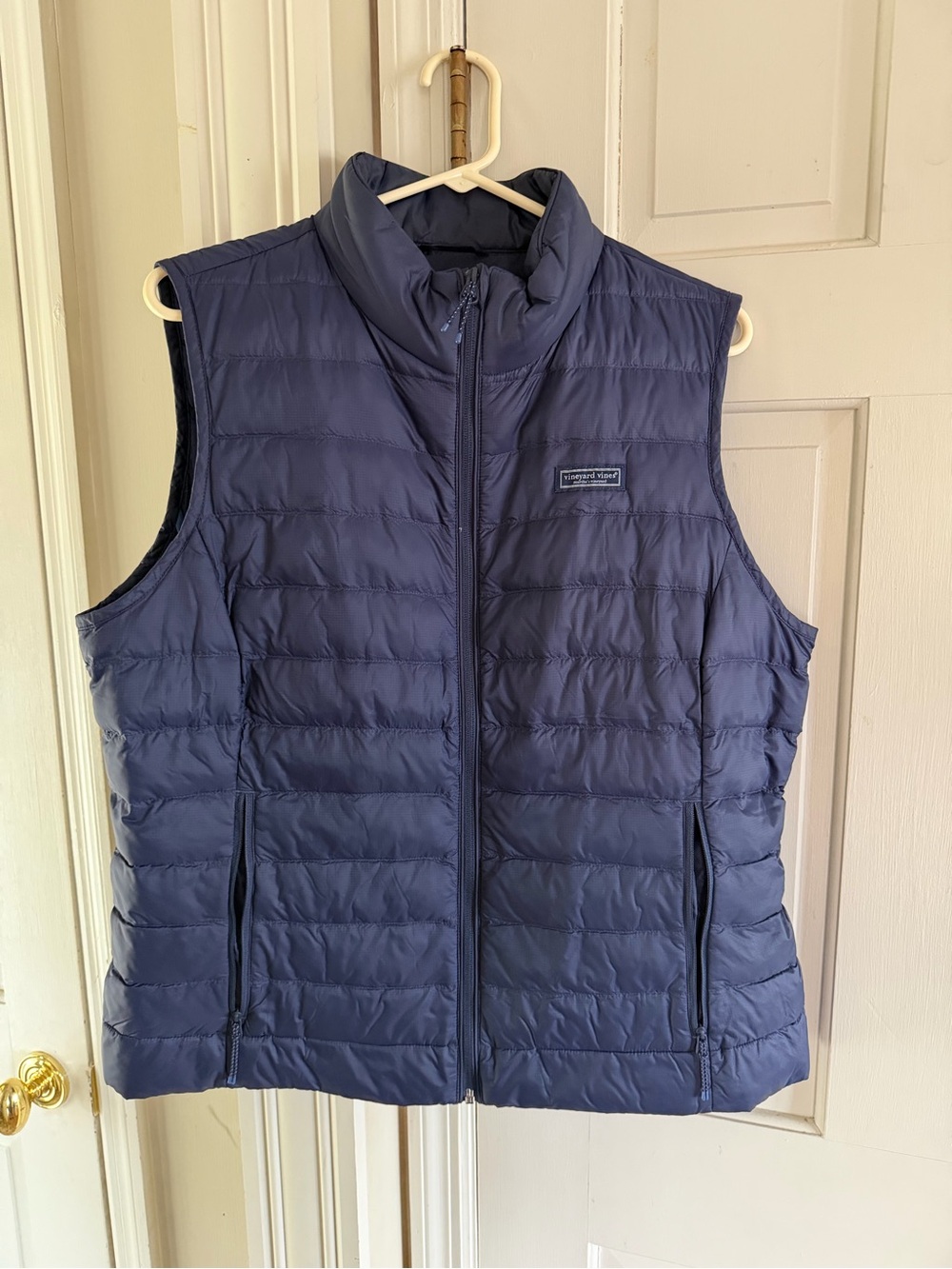 Vineyard Vines Women’s Packabke Shoreline Puffer Vest Navy XL